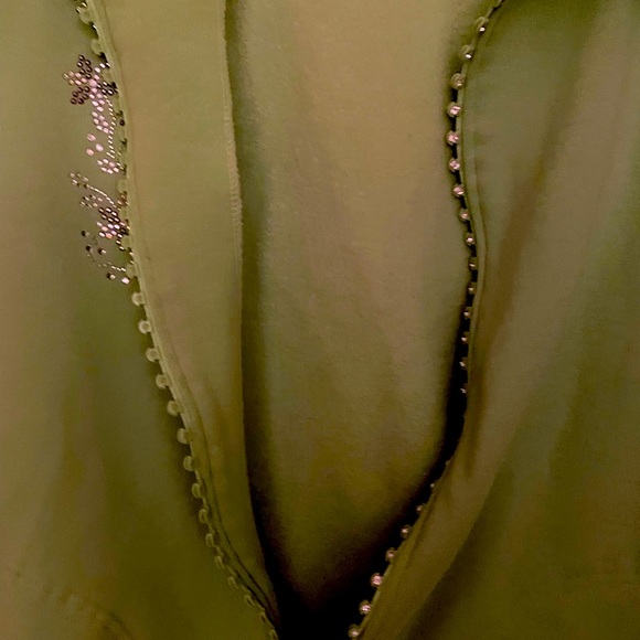 Isaac’s Designs size M full-zip front sweatshirt in bright green w/some bling - Picture 9 of 11